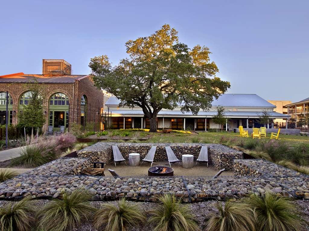 Cavalry Court, By Valencia Hotel Collection College Station Facilidades foto